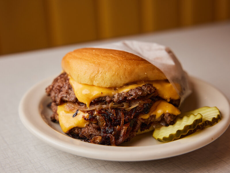 Best American-style burger joints within Stuttgart neighborhoods