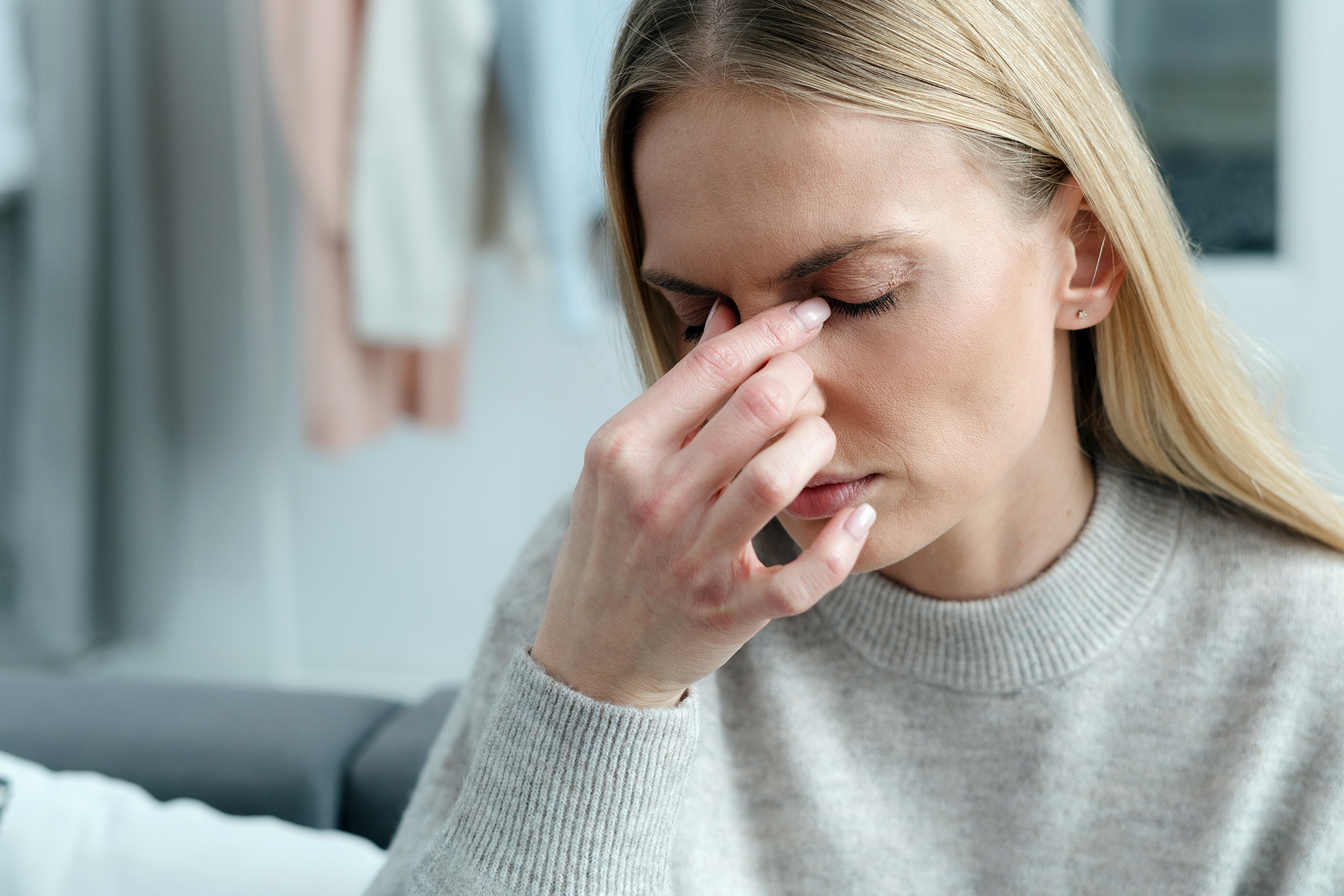 Frequent Dry Eyes - Reduce Screen Exposure and Irritation