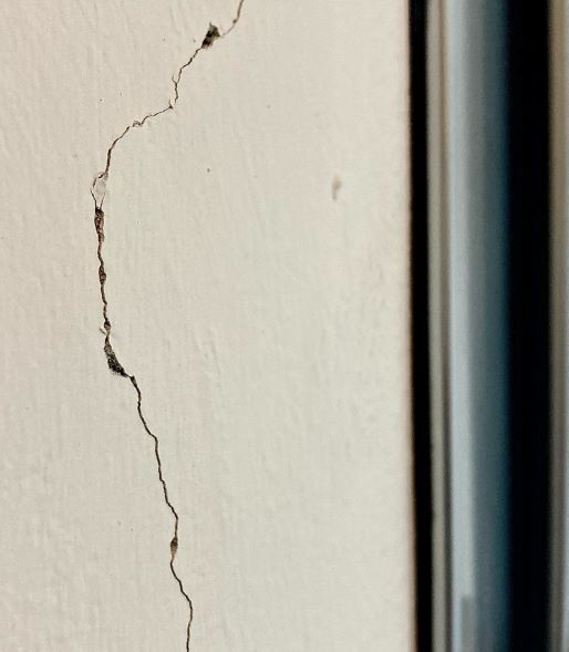 Cracked Wall Issues: Stop Small Gaps Growing Larger