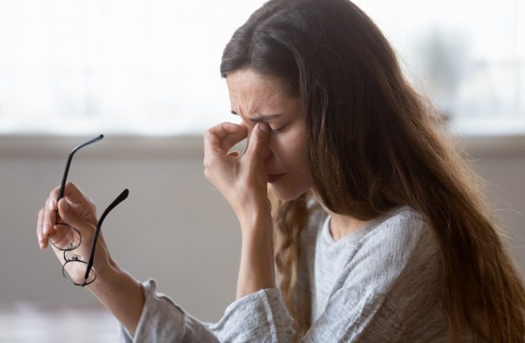 Dry Eye Problems: Improve Comfort With Better Daily Habits