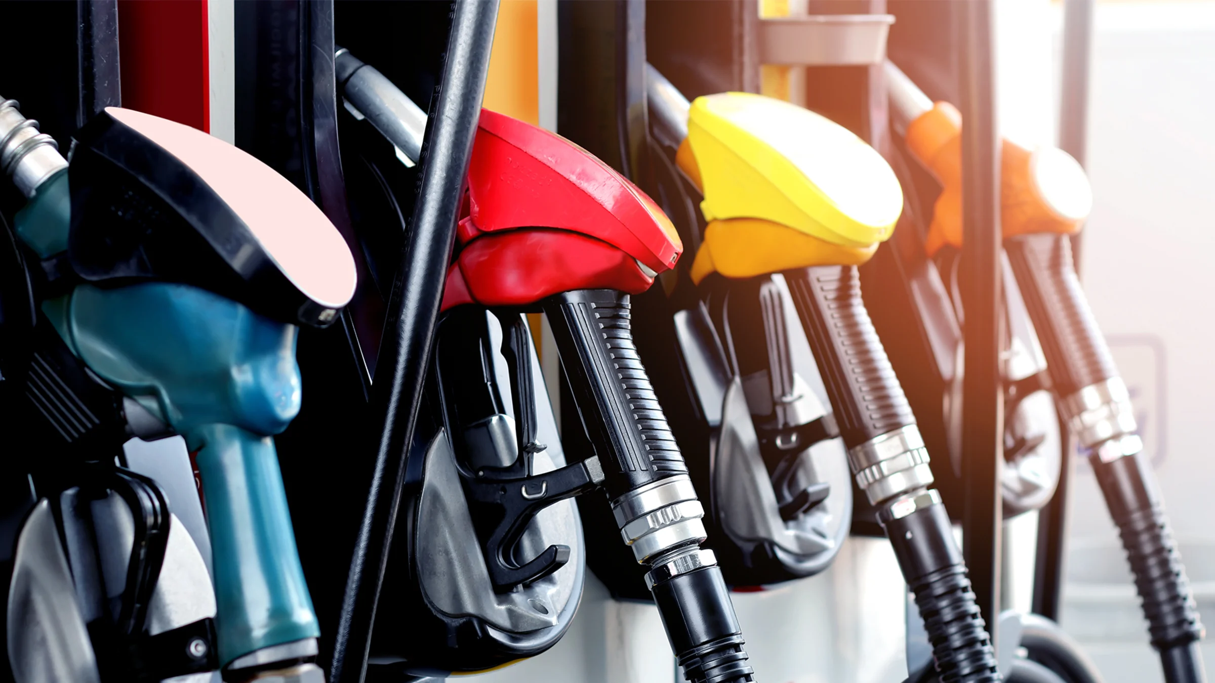 Heavy Throttle Habits - Save Fuel With Smoother Acceleration